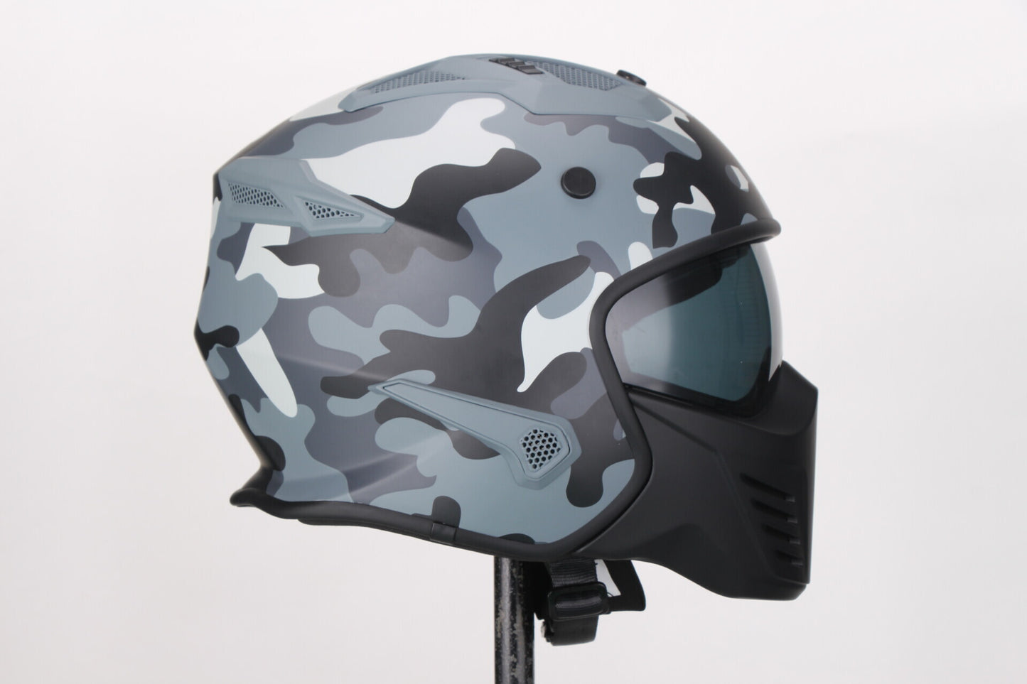 Vito Bruzano helm: Camo