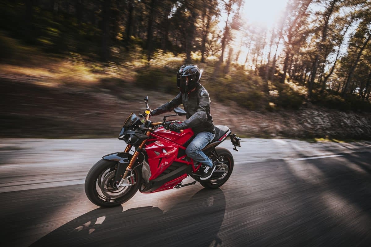 Energica Ribelle - Rood