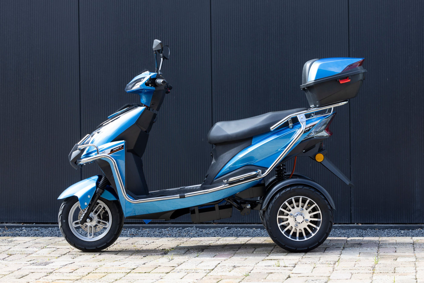 Trimobilia | Sky Blue
