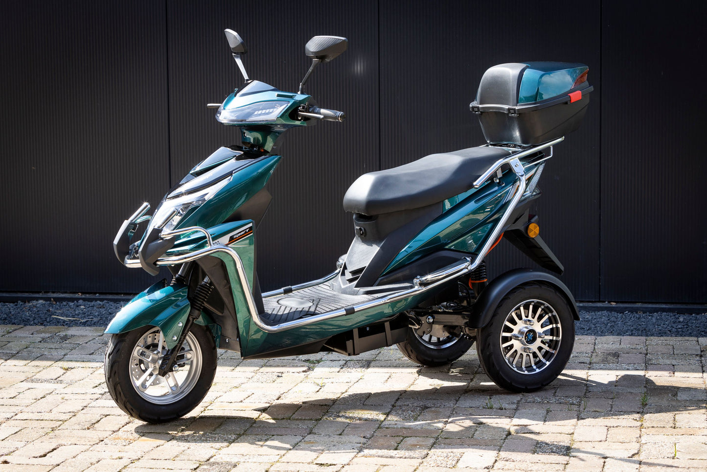 Trimobilia | Old Race Green