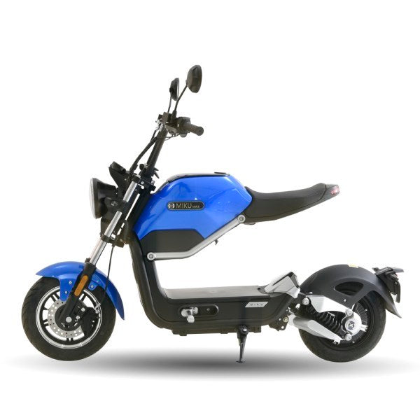 Miku Max | Cobalt Blue