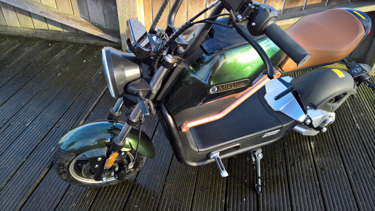 Miku Max | Army Green