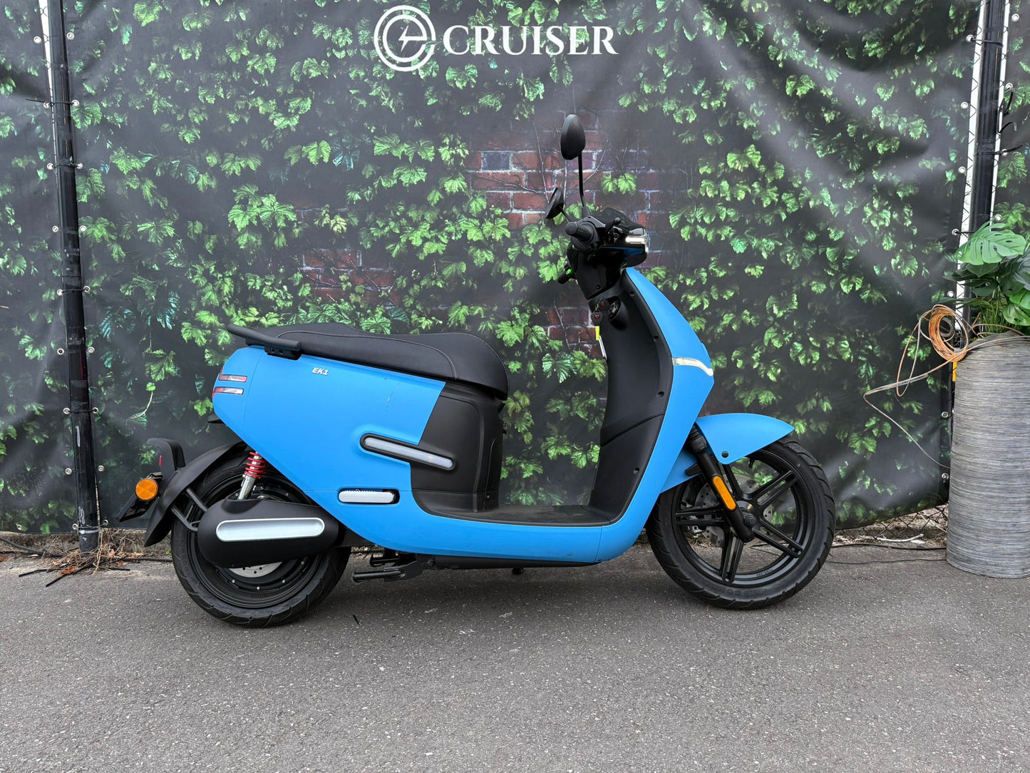 Horwin EK1 | Kmstand: 66km