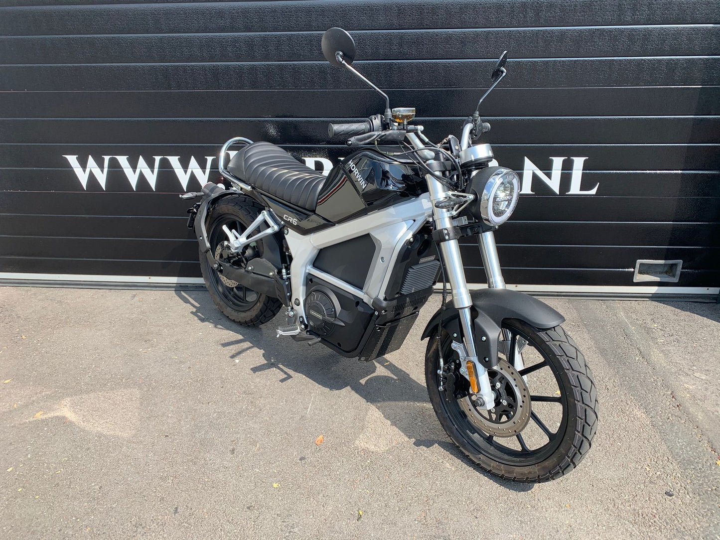 Horwin CR6 Black > Ex Demo