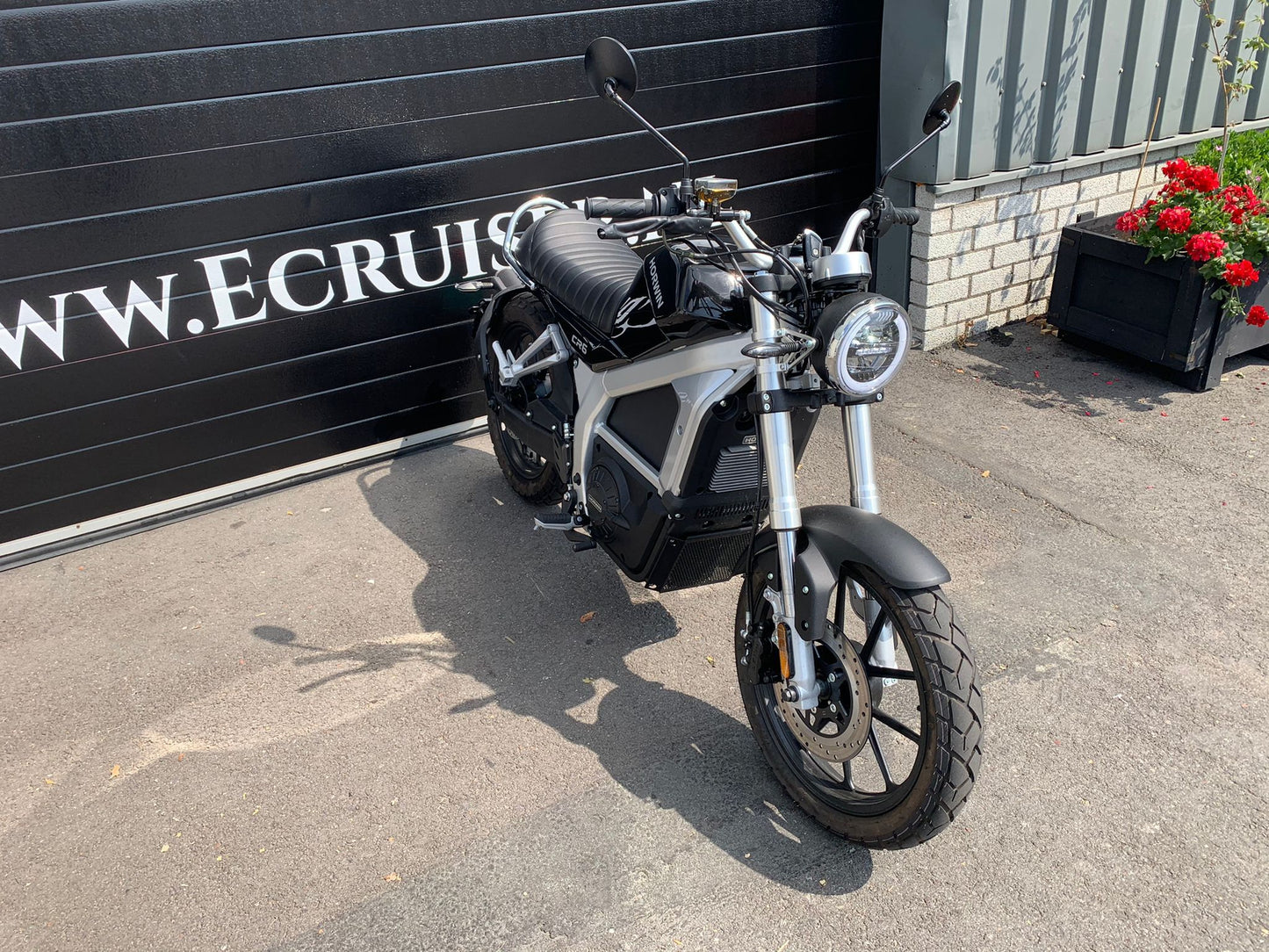 Horwin CR6 Black > Ex Demo