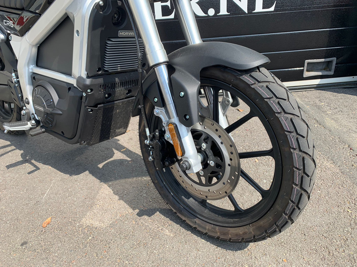 Horwin CR6 Black > Ex Demo