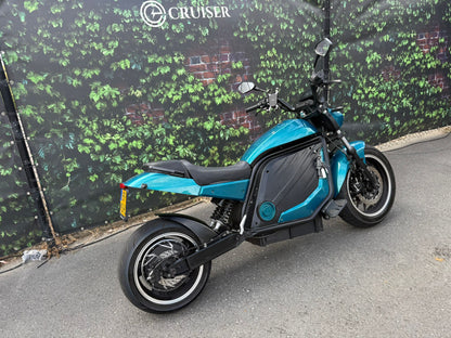 E-zeus | Kmstand: 4173km