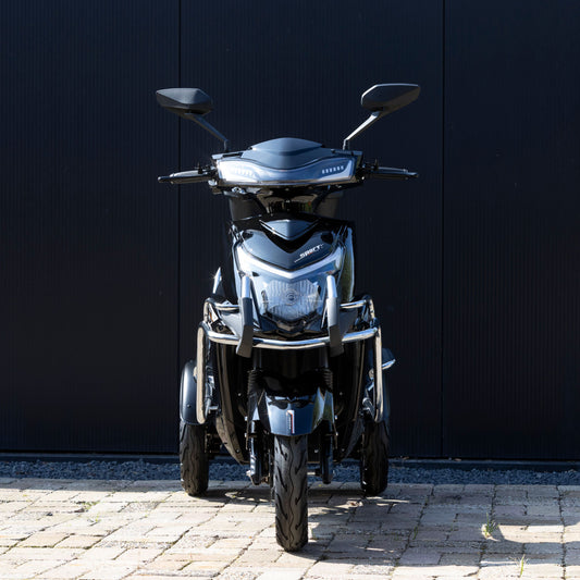 Trimobilia | Lava Black