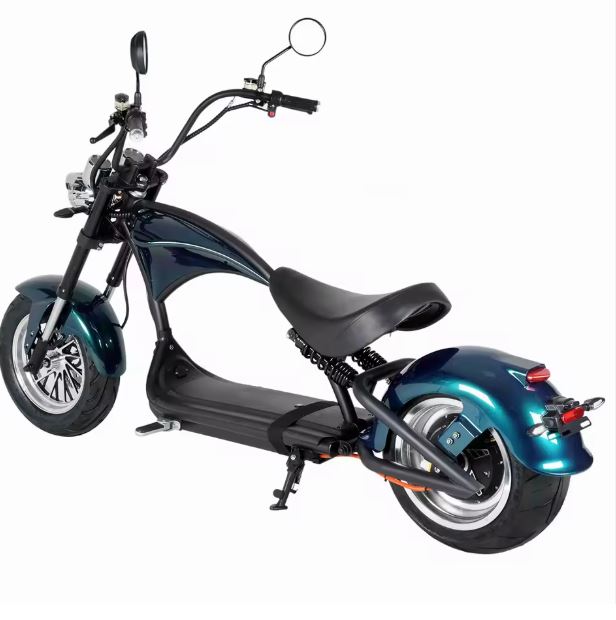 E-chopper 3.0 in Safyre Blue, zijaanzicht op witte studio-achtergrond