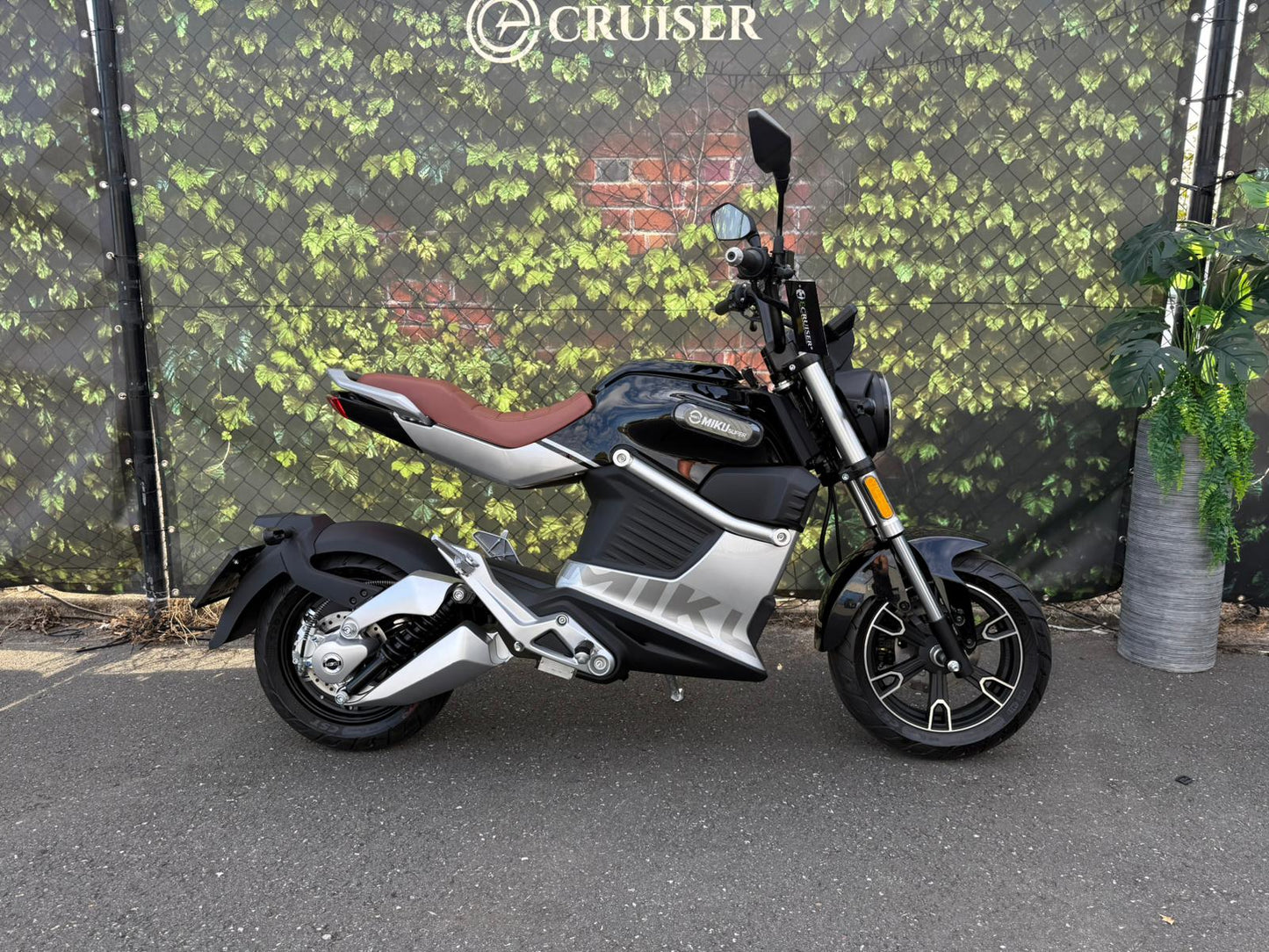 Miku super | Kmstand: 8km