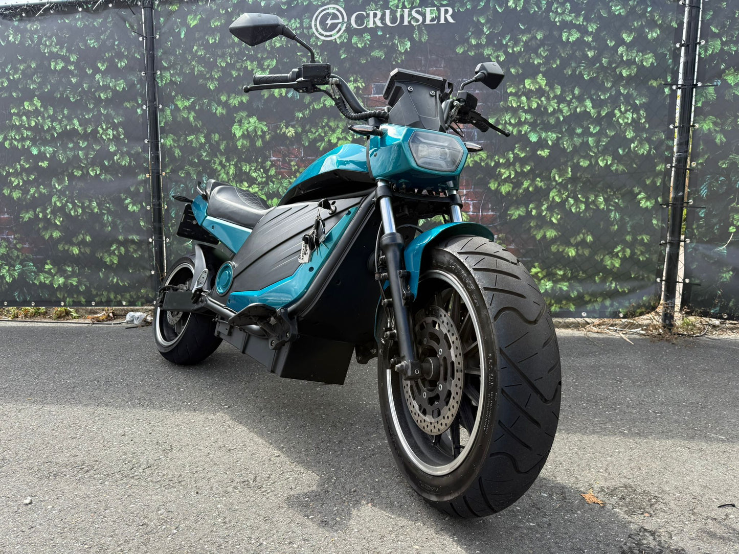 E-zeus | Kmstand: 4173km