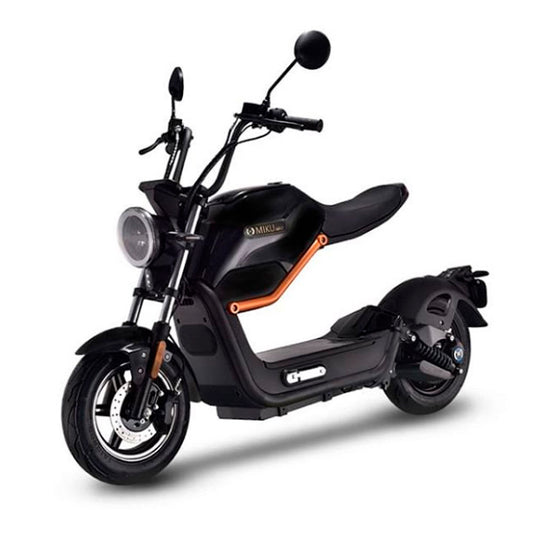 Miku Max | Solid Black