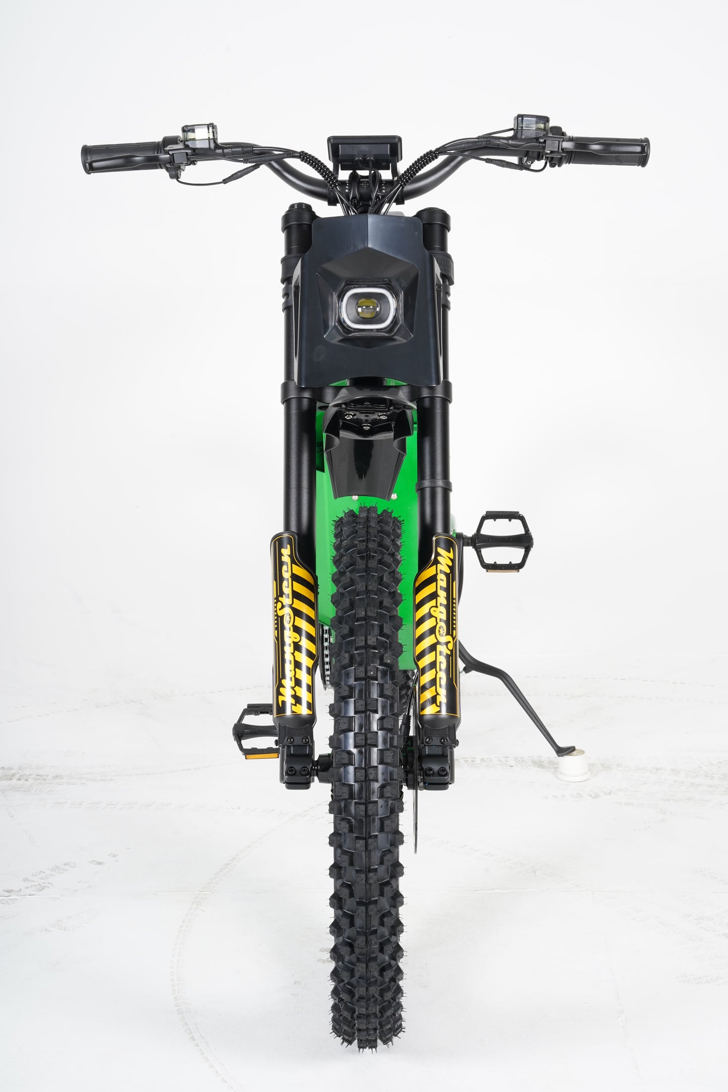 E-Cross FT8 | D.Green