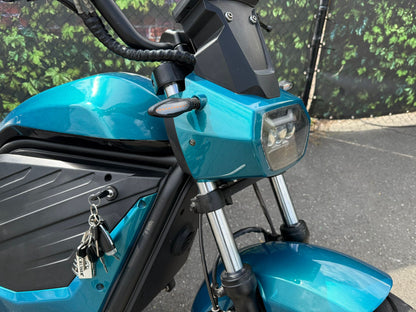 E-zeus | Kmstand: 4173km