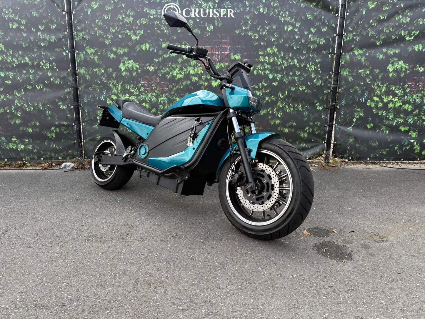 E-zeus | Kmstand: 4173km