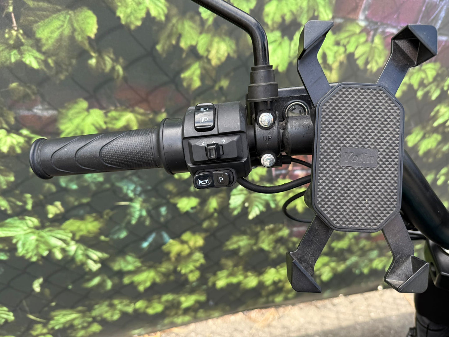 E-zeus | Kmstand: 4173km