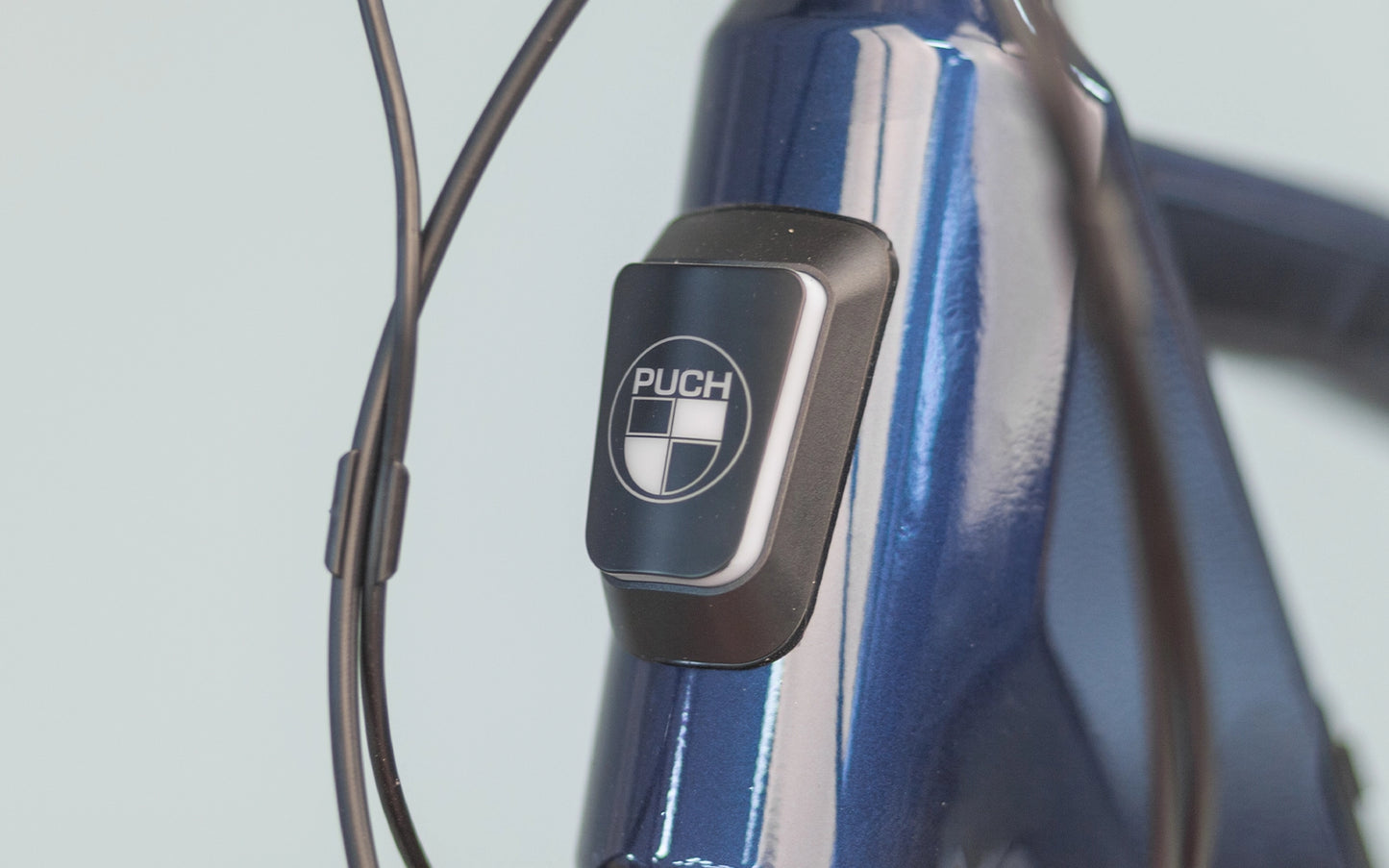 PUCH E-Modern SUV N7 D